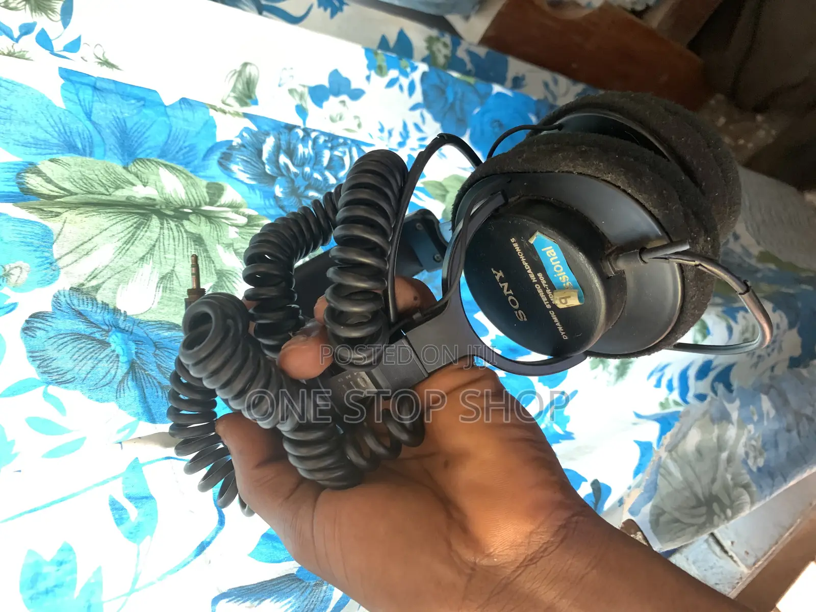 Studio Monitor Professional Headphones