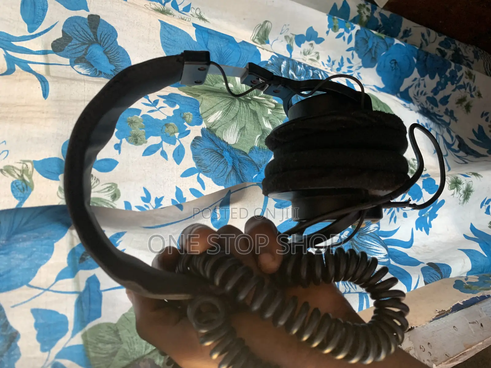 Studio Monitor Professional Headphones