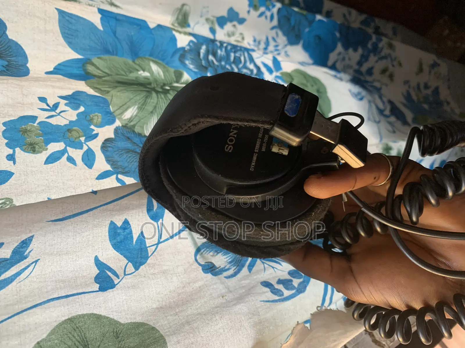 Studio Monitor Professional Headphones