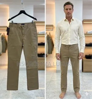 Man Khaki Fit Trousers