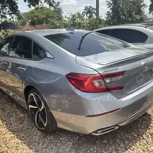Honda Accord Sport (1.5L 4cyl Turbo CVT) 2019 Gray