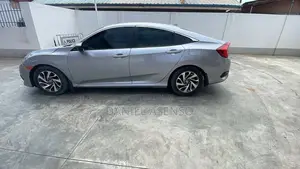 Honda Civic 2017 Silver