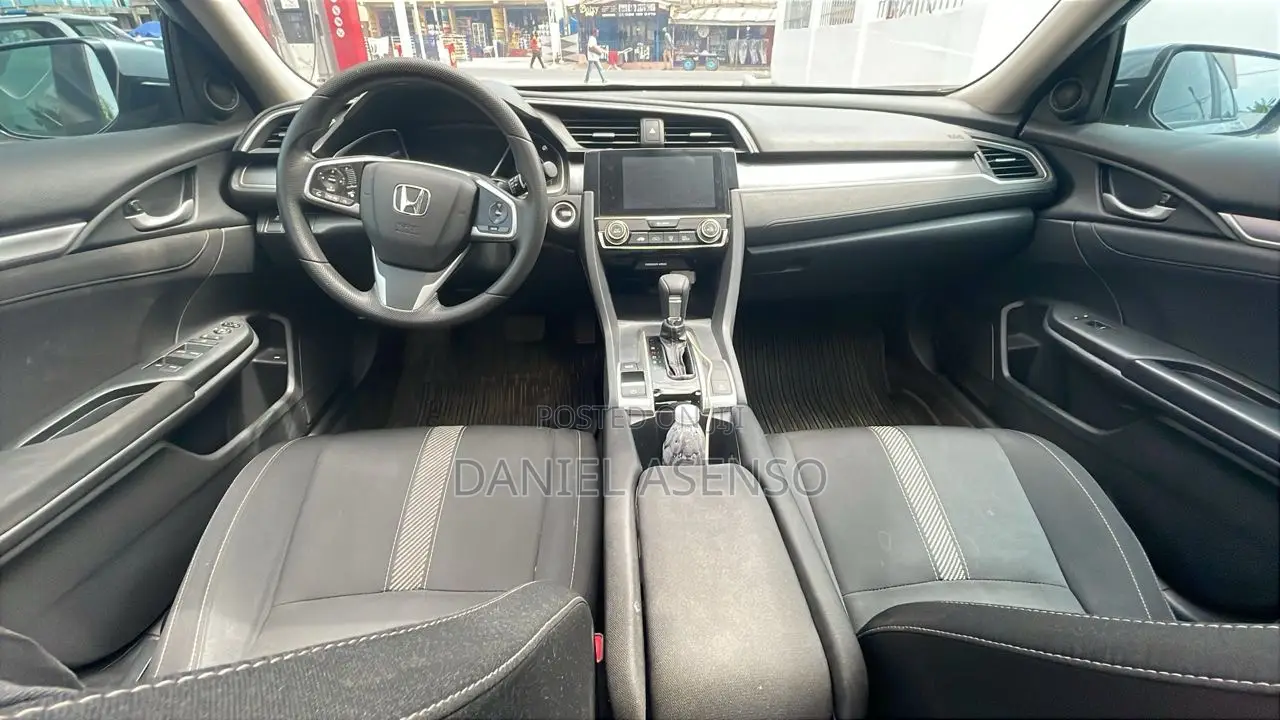 Honda Civic 2017 Silver