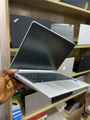 Laptop HP ProBook 440 G8 8GB Intel Core i5 SSD 256GB