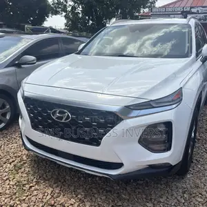 Hyundai Santa Fe SE AWD 2017 White