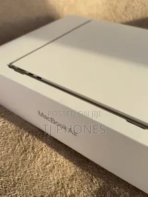 New Laptop Apple MacBook Air 2026 M5 13-inch 16GB Apple M5 SSD 512GB