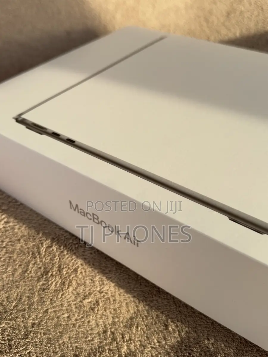 New Laptop Apple MacBook Air 2026 M5 13-inch 16GB Apple M5 SSD 512GB