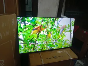 TCL 43" Qled Slim Smart Tv.