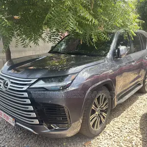 Lexus LX 2015 Gray