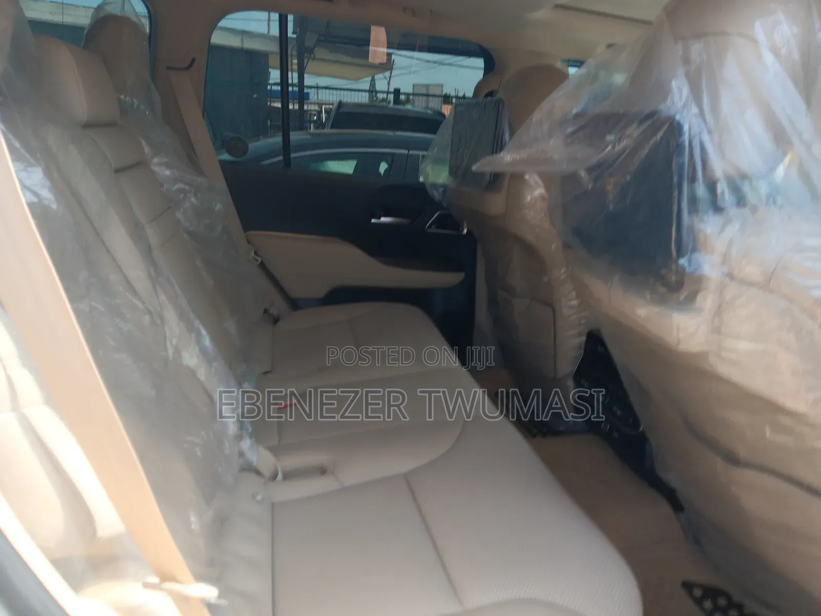 Toyota Land Cruiser 4.5 V8 VXR 2021 White