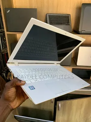 Laptop Toshiba Satellite L50 8GB Intel Core i5 HDD 1T