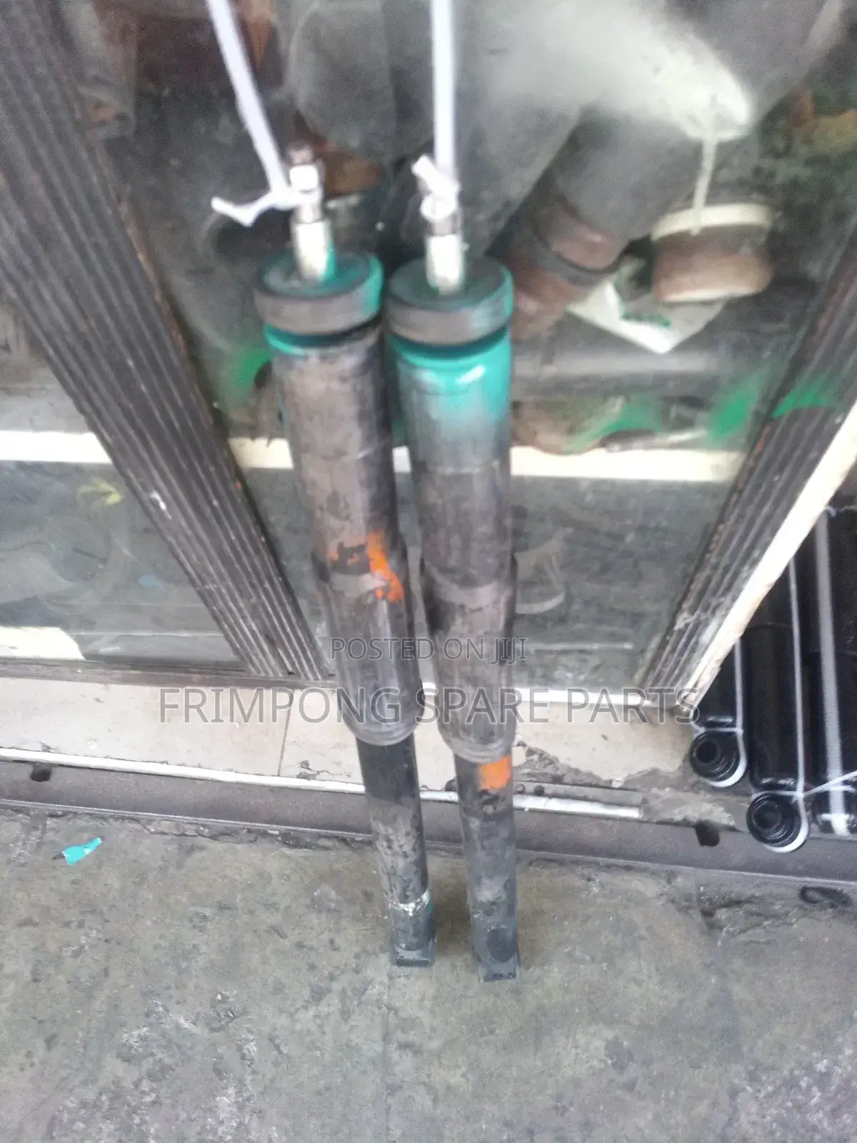 Honda Fit 2008 to 2016 Back Shocks Absorbers