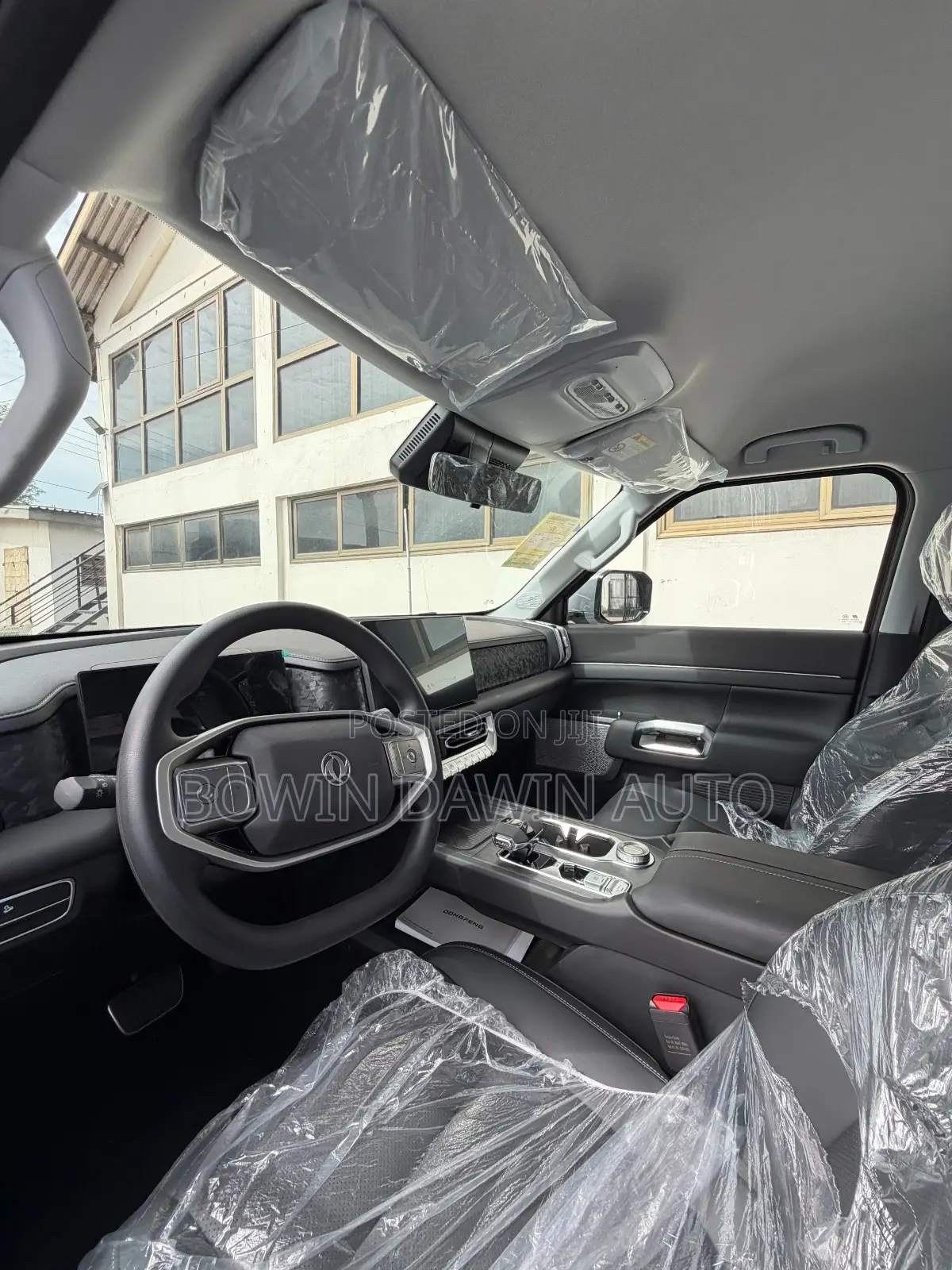 New Nissan Pick-Up 2025 Gray