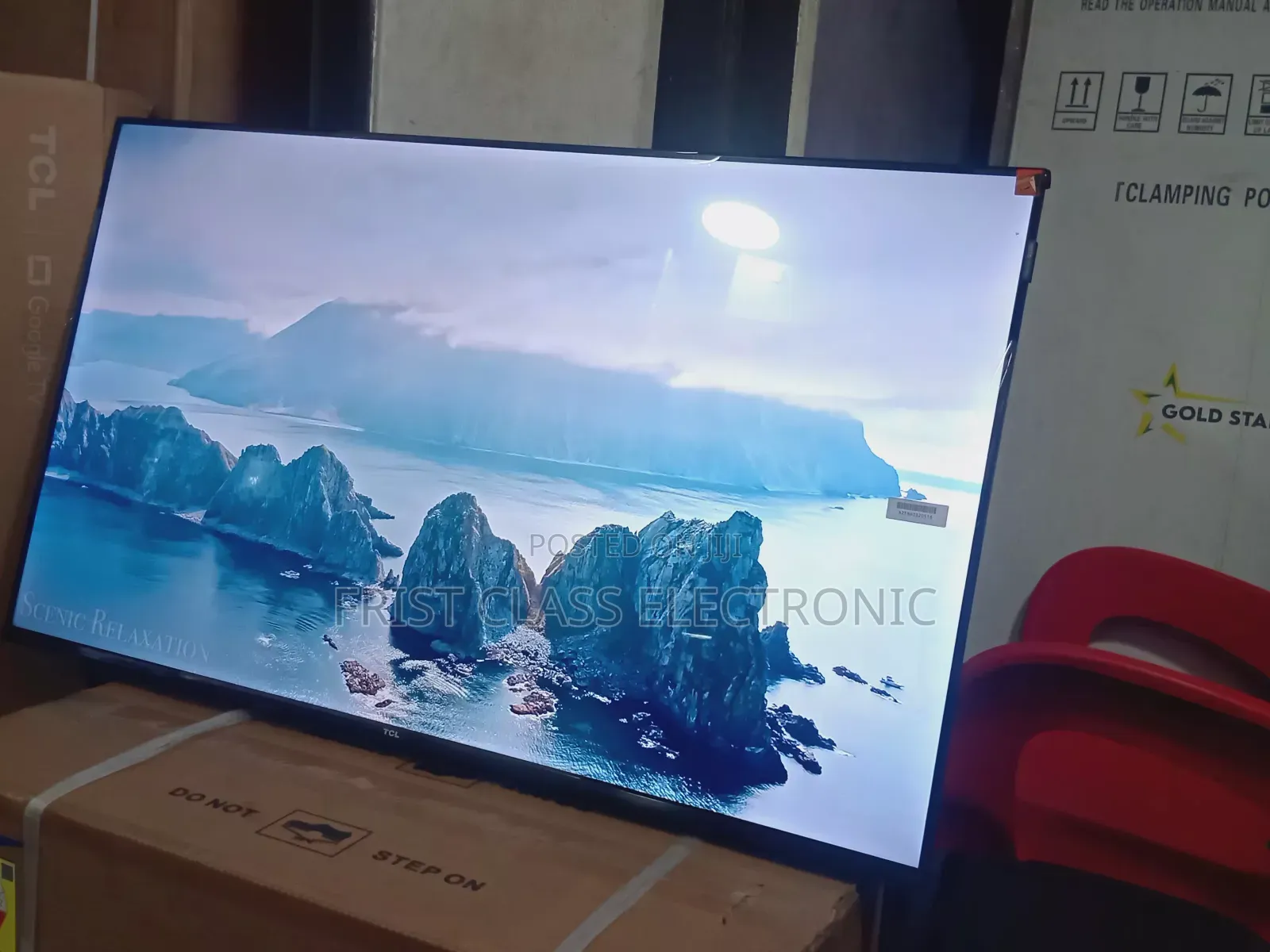 TCL 43-Inch Qled Smart Tv,Tv That Transforms Wall Into Window of Light