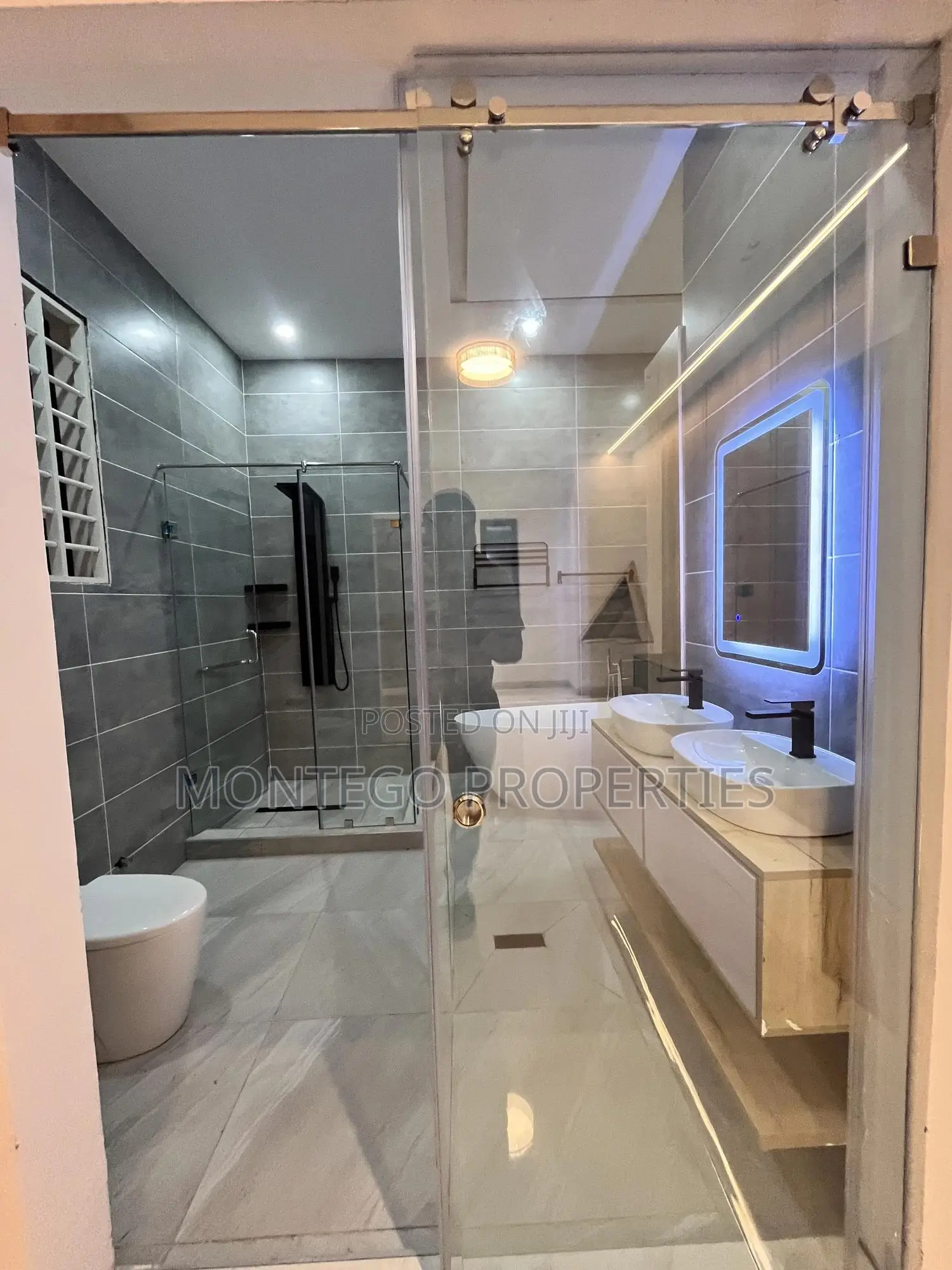 3bdrm House in Ashale Botwe for sale