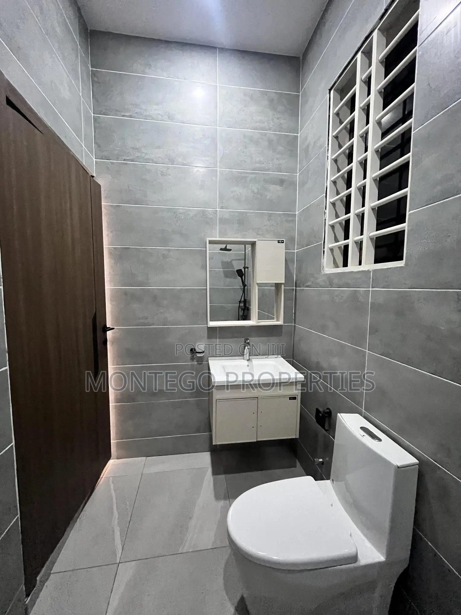 3bdrm House in Ashale Botwe for sale