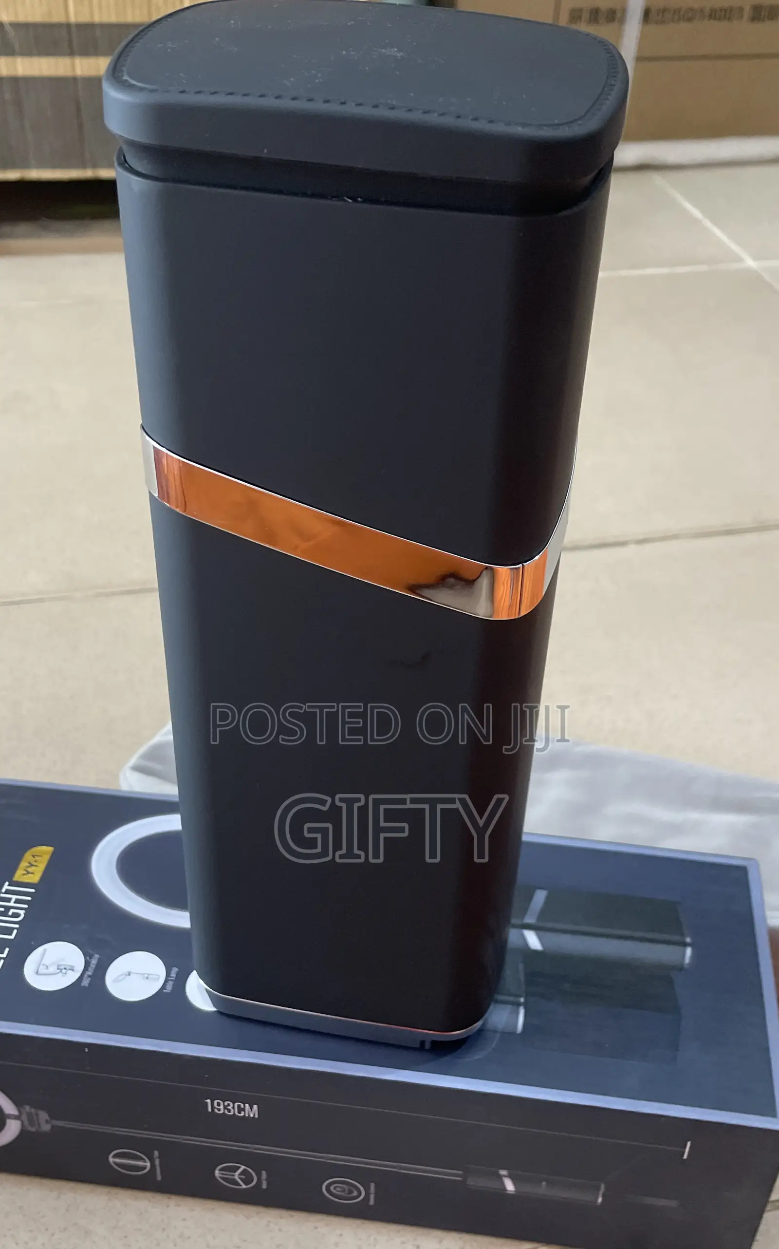 Multifunctional Folding Light