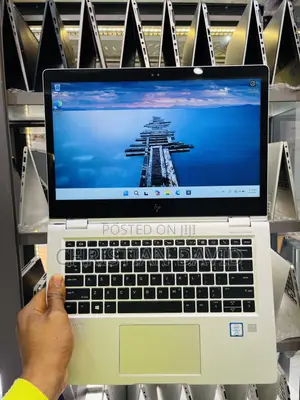 Laptop HP EliteBook x360 1030 G2 16GB Intel Core i7 SSD 512GB