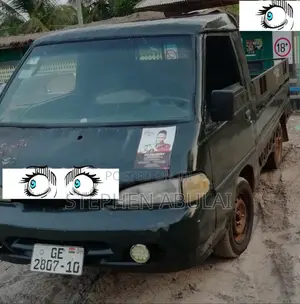 Hyundai H-100 2000 Green
