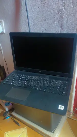 Laptop Dell Latitude 3580 16GB Intel Core i3 HDD 500GB