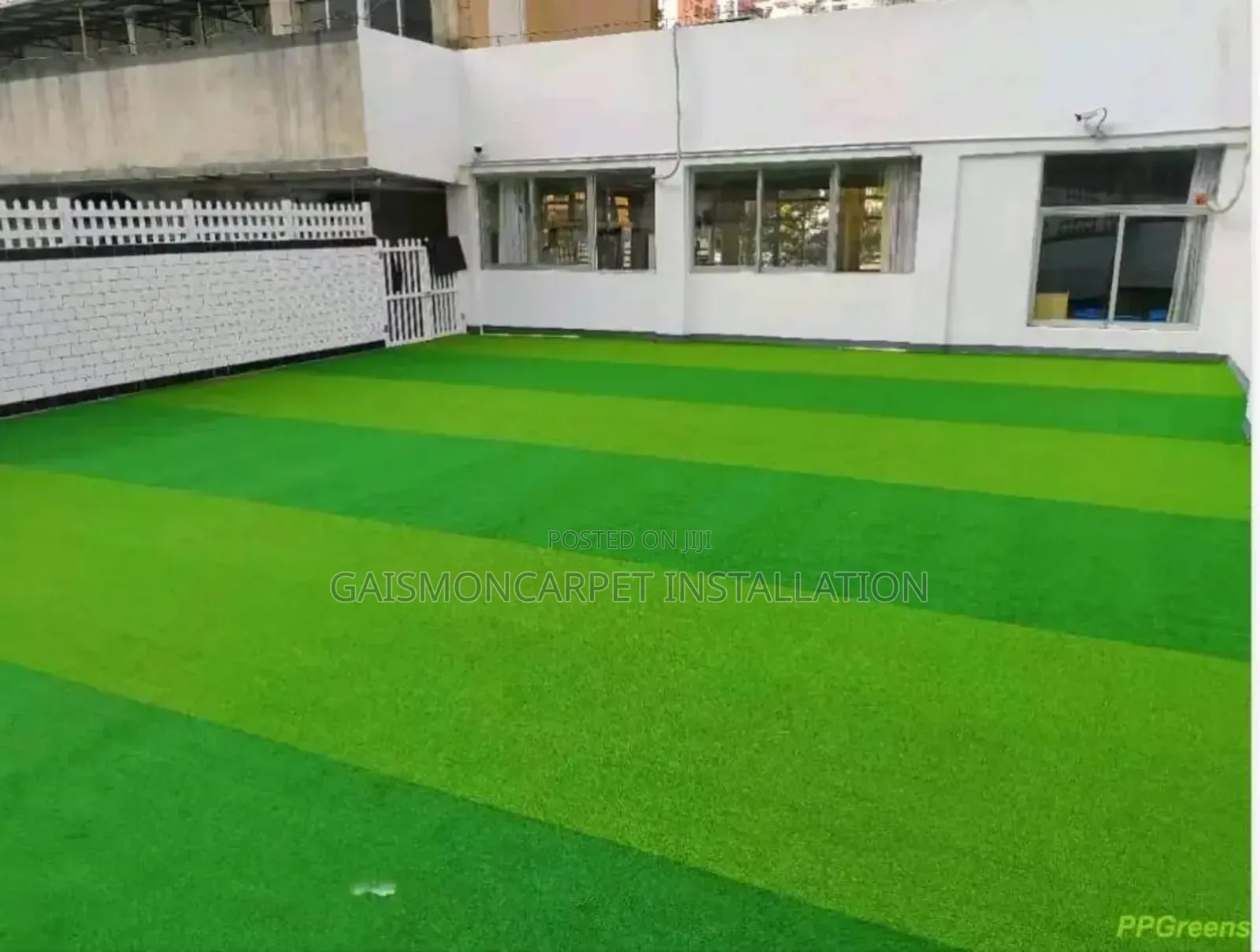 Selling Yards and in Bundles Artificial Glass Carpet All Colors