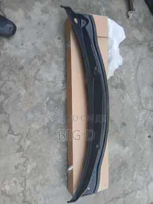 Nissan Qashqai 2015 to 2020 Wiper Panel