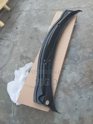 Nissan Qashqai 2015 to 2020 Wiper Panel