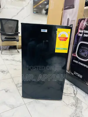 Extremely Chilling Nasco Nasf1-110fl Single Door Fridge(Black) 