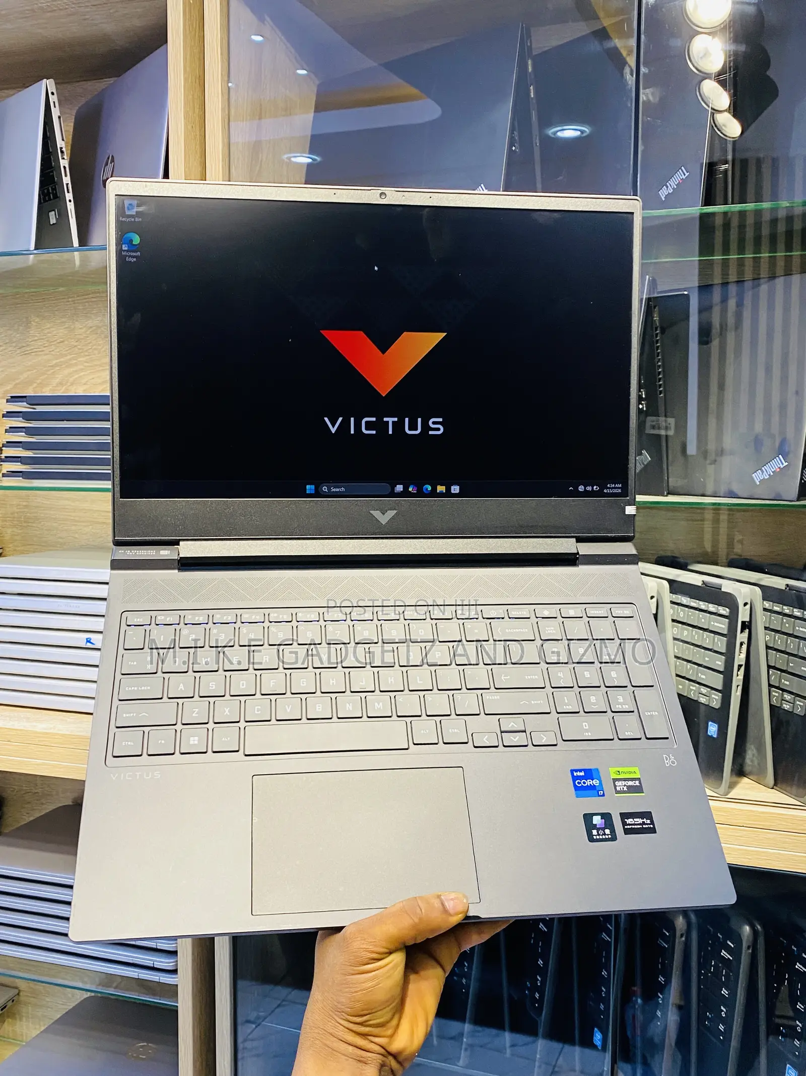 New Laptop HP Victus 15 16GB Intel Core i7 SSD 1T