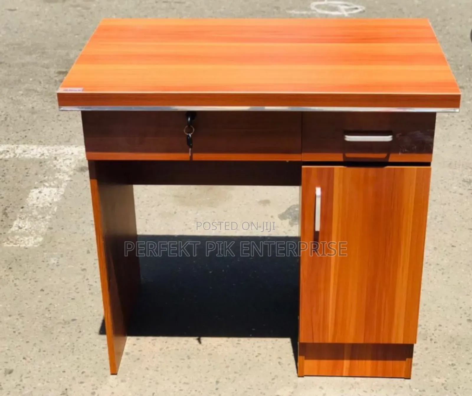 Home/Office Table