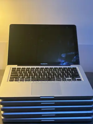 Laptop Apple MacBook 2012 8GB Intel Core i5 HDD+SSD 500GB