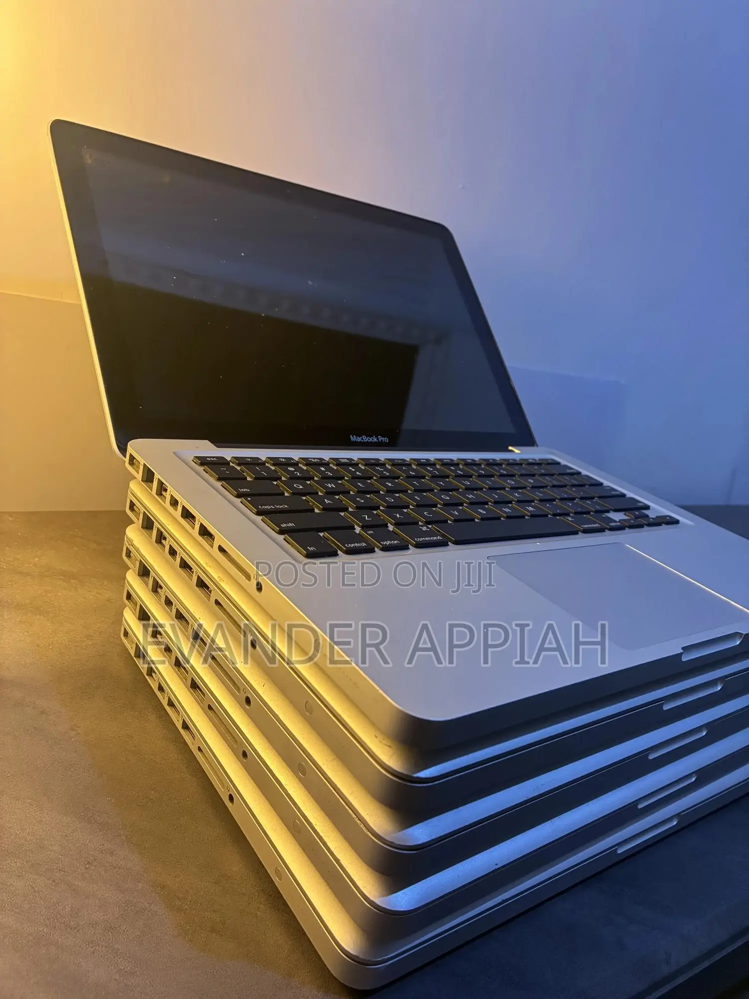 Laptop Apple MacBook 2012 8GB Intel Core i5 HDD+SSD 500GB