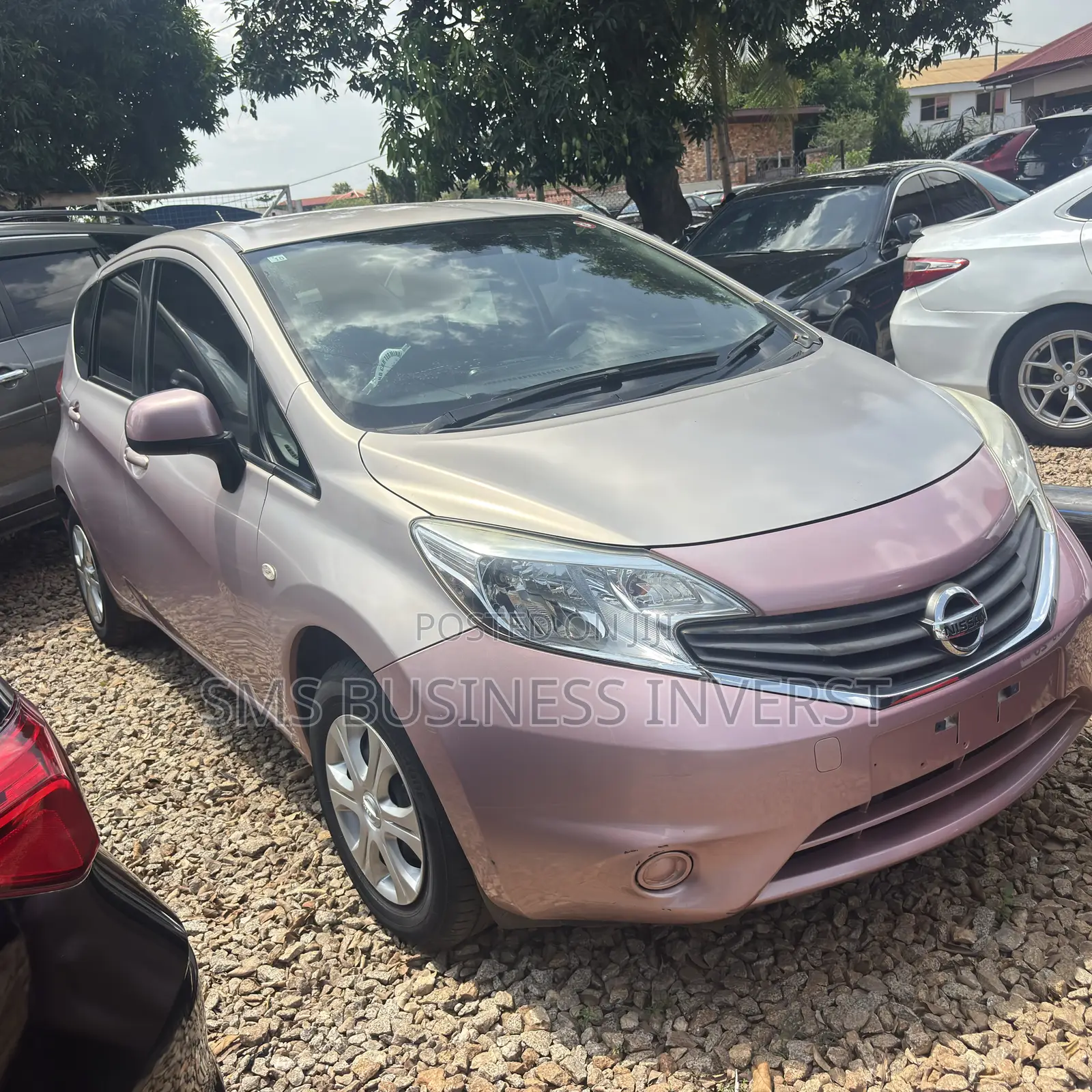 Nissan Note 1.2 Petrol 2012 Pink