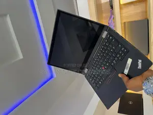 Laptop Lenovo ThinkPad X380 Yoga 16GB Intel Core i7 SSD 256GB