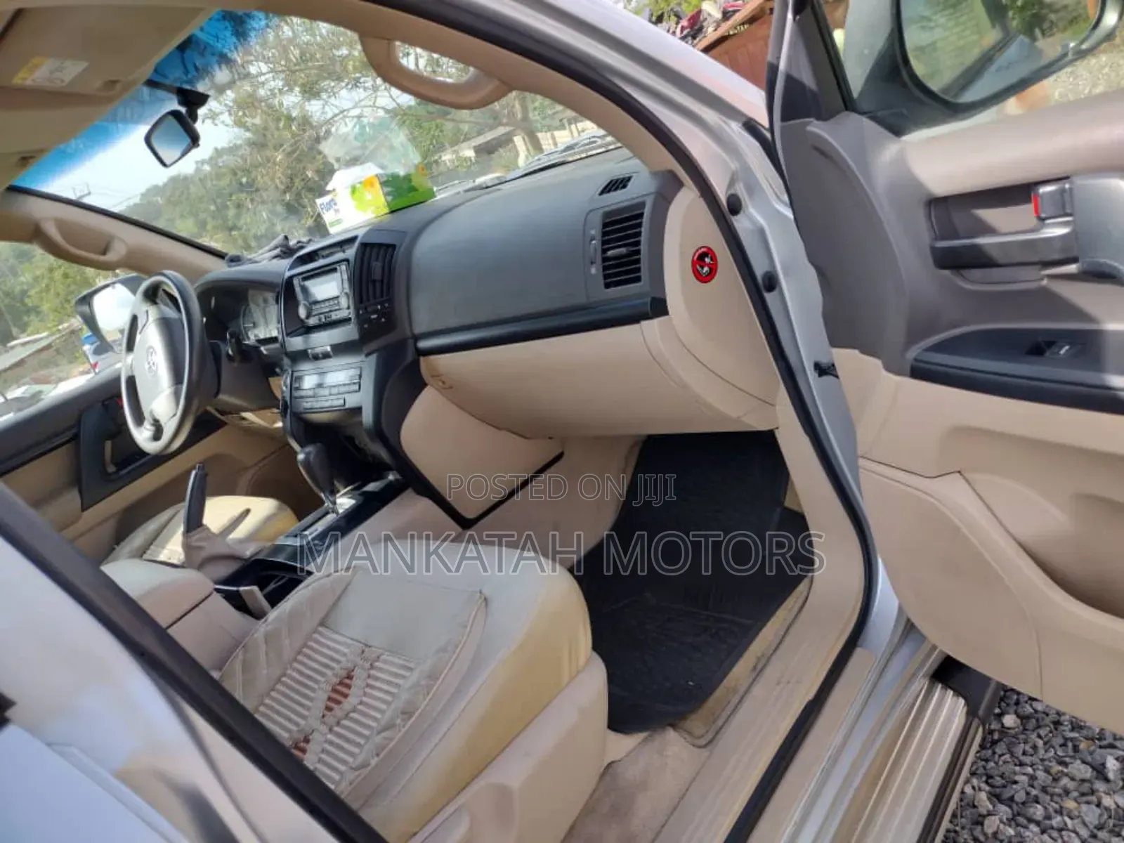 Toyota Land Cruiser 2014 Silver