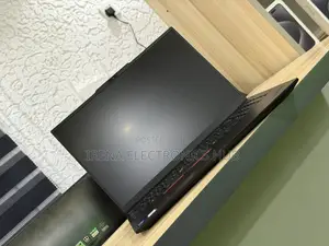Laptop Lenovo ThinkPad E16 Gen 3 16GB Intel Core Ultra 5 SSD 512GB