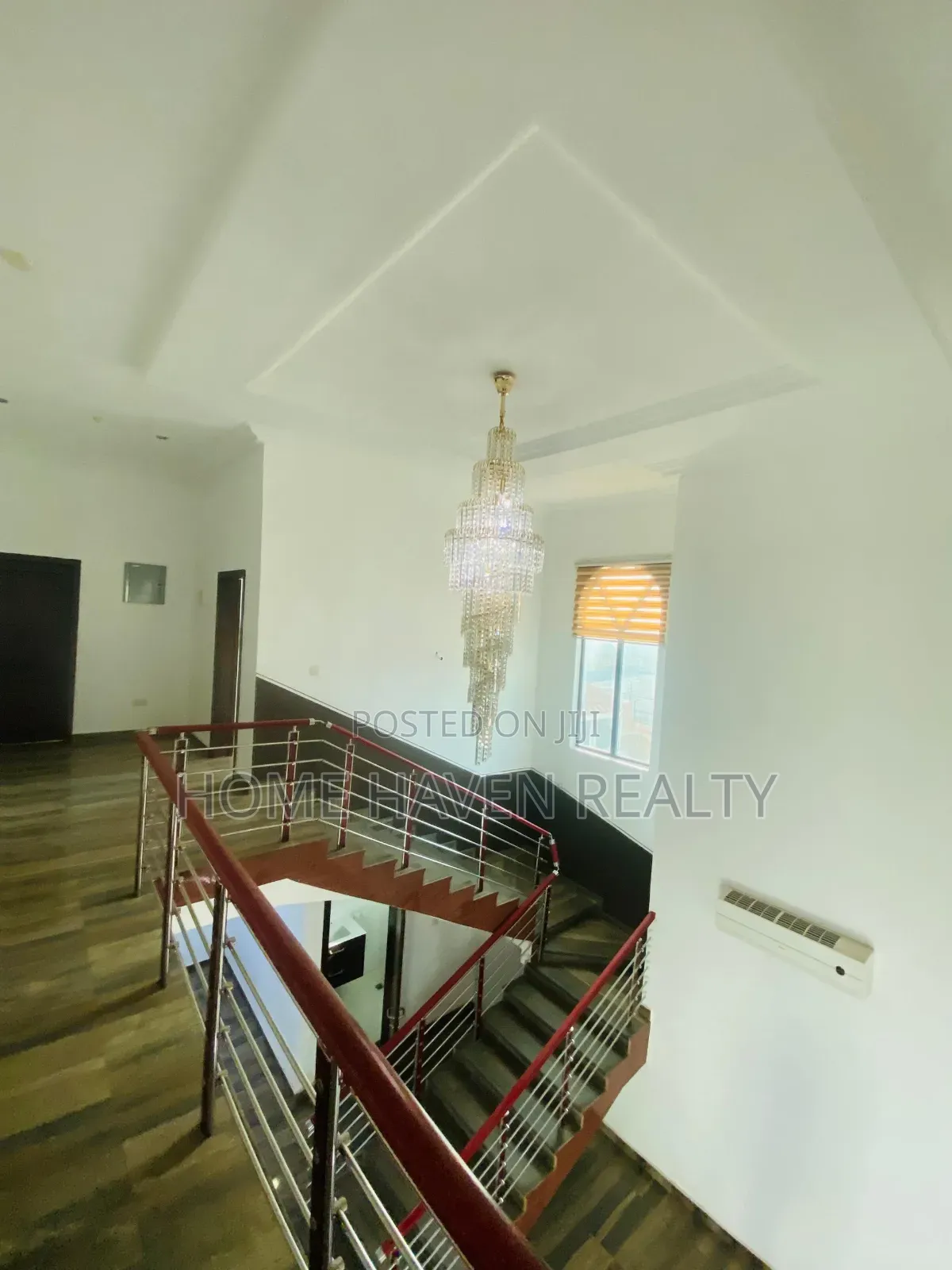 5bdrm House in Dzorwulu for rent