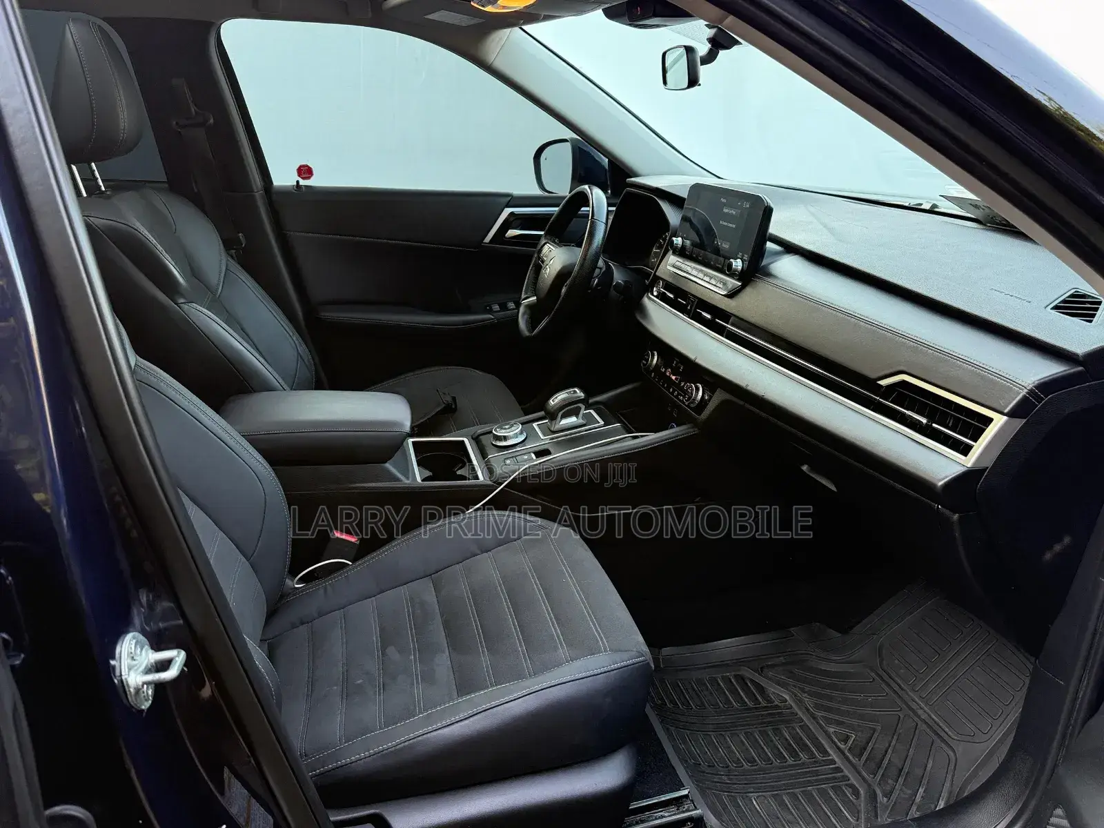 Mitsubishi Outlander SE 2022 Blue