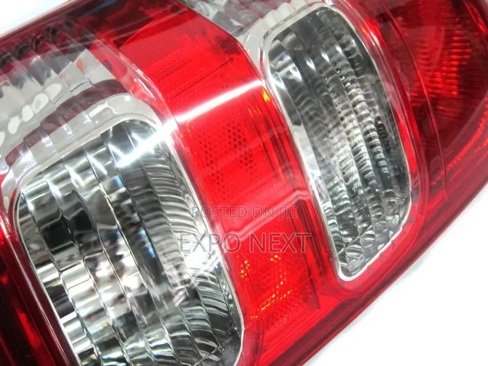 Mitsubishi Triton L200 Mg Pickup Truck 2015-2018 Tail Light Pair