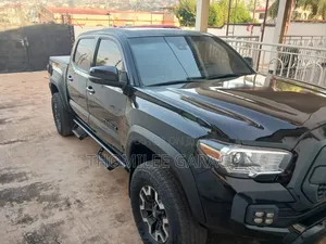 Toyota Tacoma TRD Pro Double Cab 5' Bed V6 AT 2023 Black