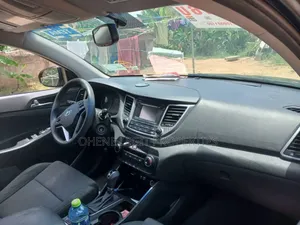 Hyundai Tucson 2014 Red