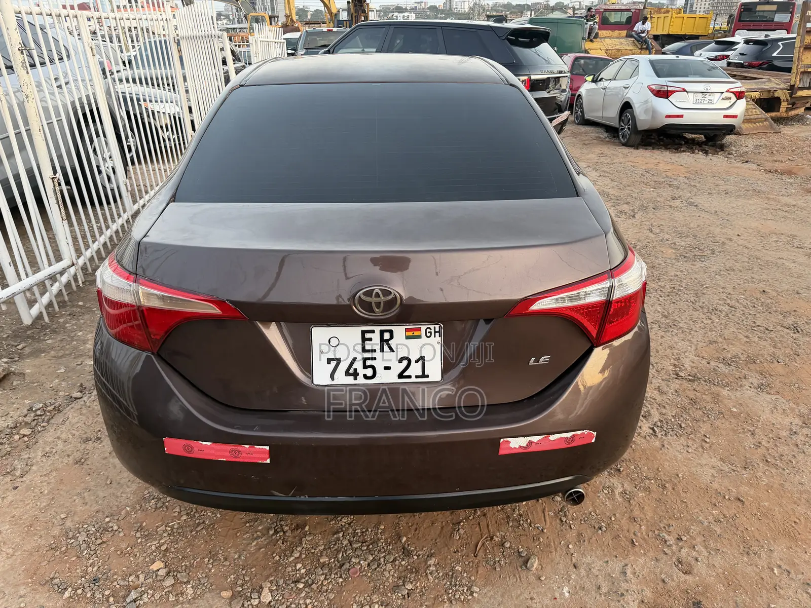 Toyota Corolla LE Premium 4dr Sedan (1.8L 4cyl CVT) 2016 Brown
