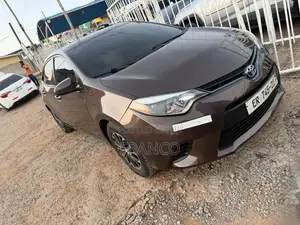 Toyota Corolla LE Premium 4dr Sedan (1.8L 4cyl CVT) 2016 Brown