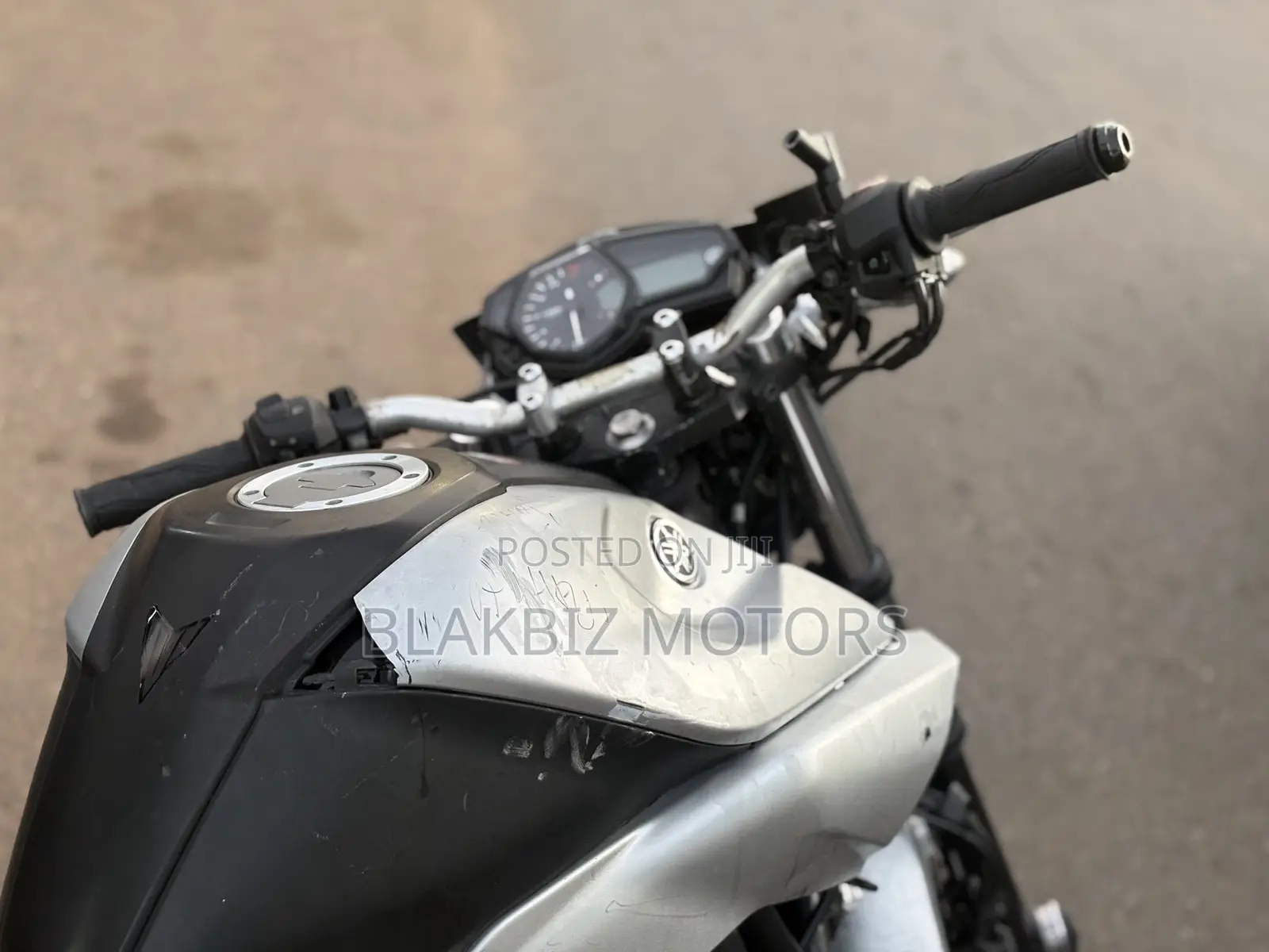 Yamaha 2018 Silver