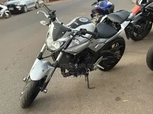Yamaha 2018 Silver