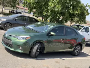 Toyota Corolla L 4dr Sedan (1.8L 4cyl Manual) 2016 Green