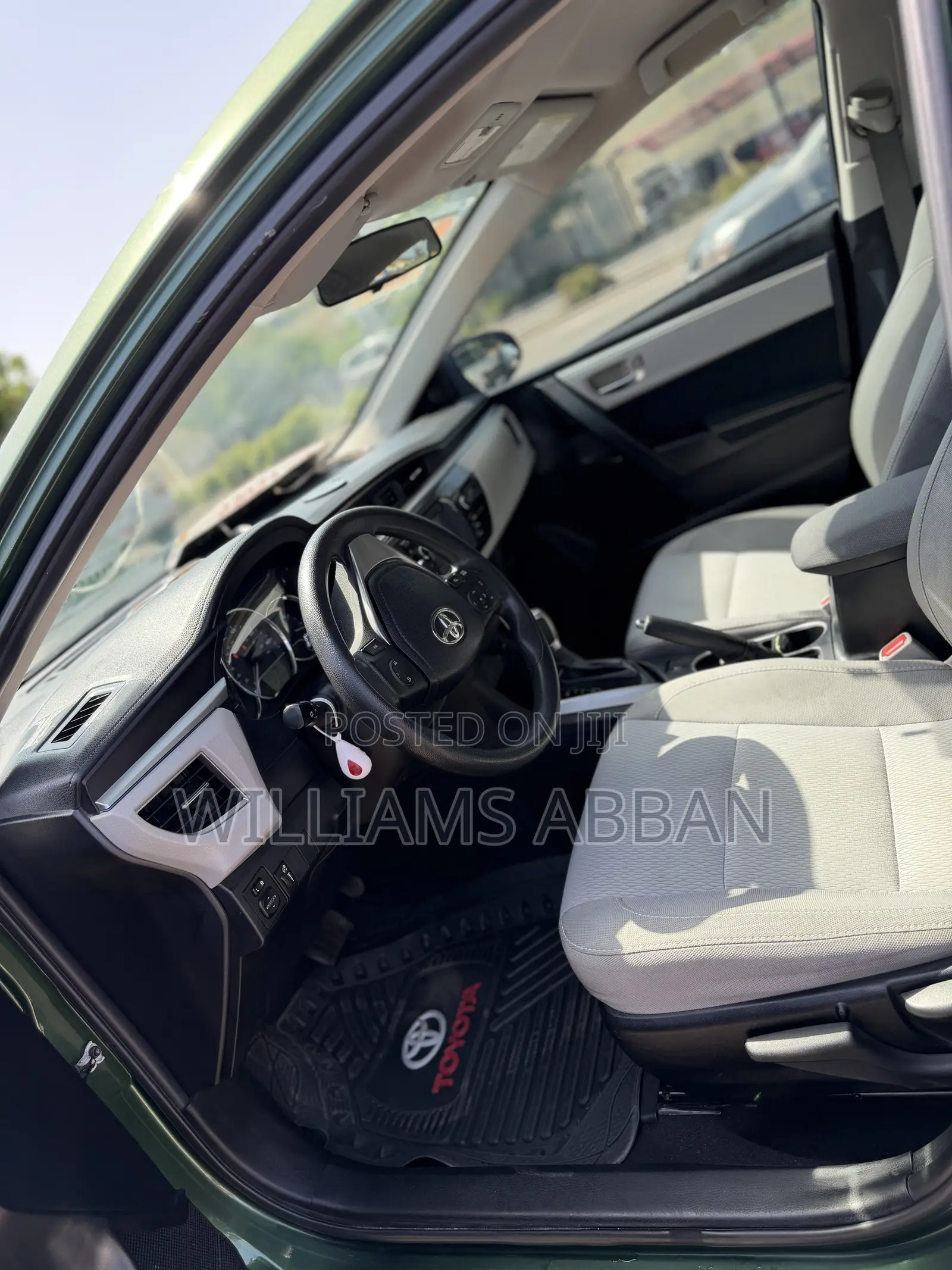 Toyota Corolla LE Eco Plus 4dr Sedan (1.8L 4cyl CVT) 2016 Green