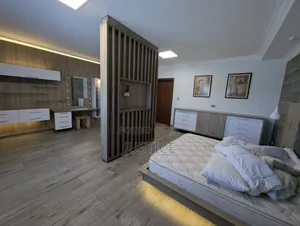 4bdrm Mansion in Airport Hills Estate for sale