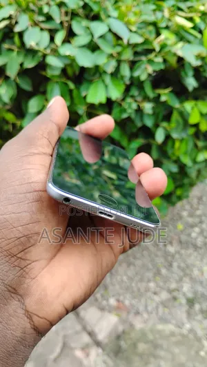 iPod Touch 6th Gen 32gb