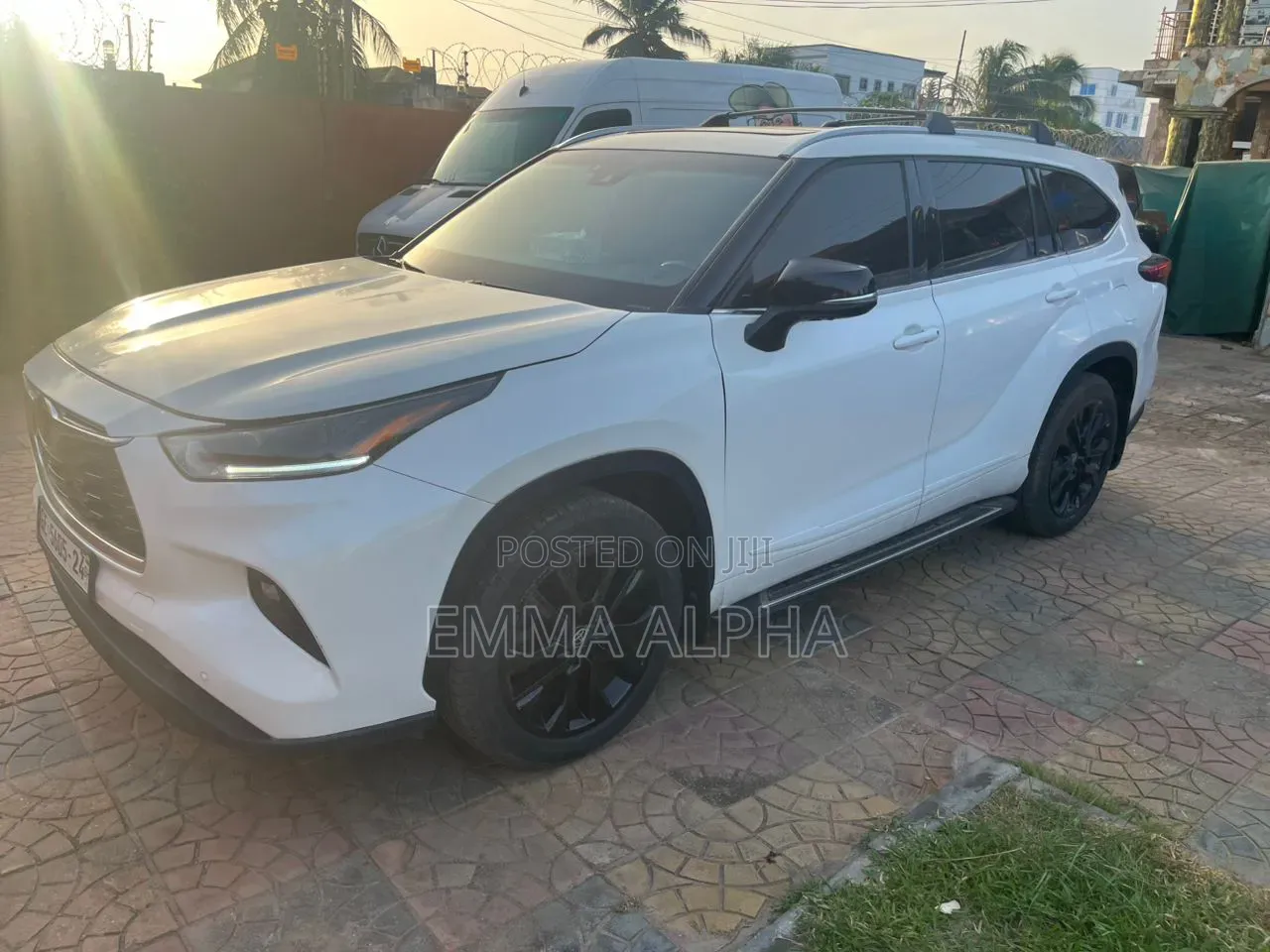 Toyota Highlander Limited AWD 2020 White